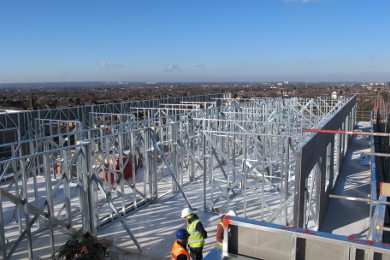 Mixed use of structural holow sections, light steel framing and composite floor slab as part of Metek's package.